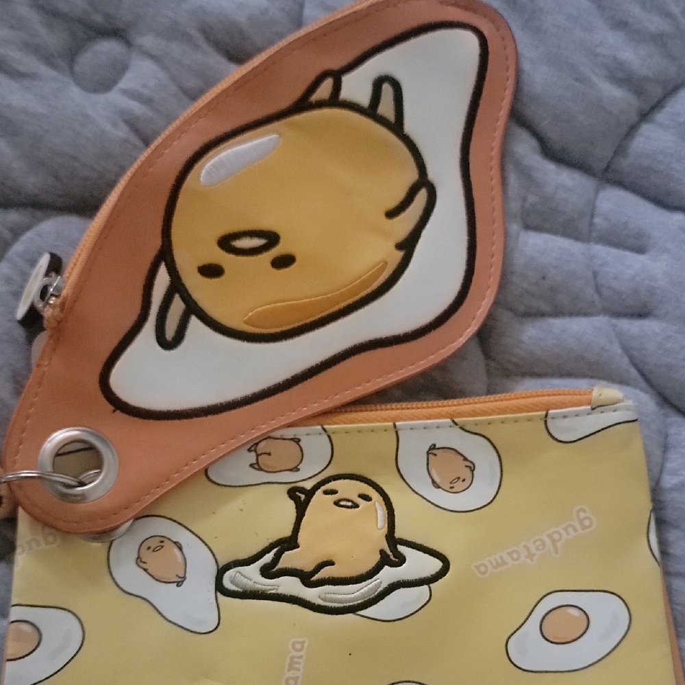 Egg Design Pet Pouch - Yellow and Brown